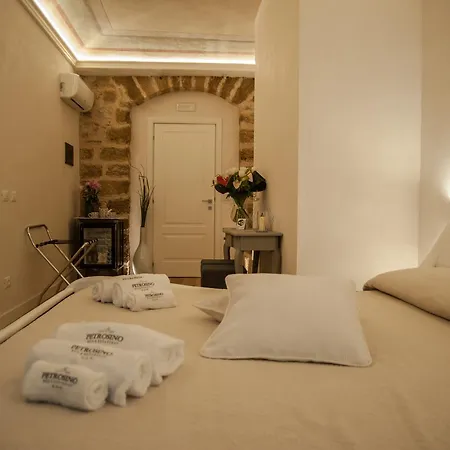 Petrosino Vendégház 4*