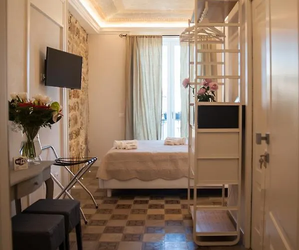 Petrosino Gasthuis 4*